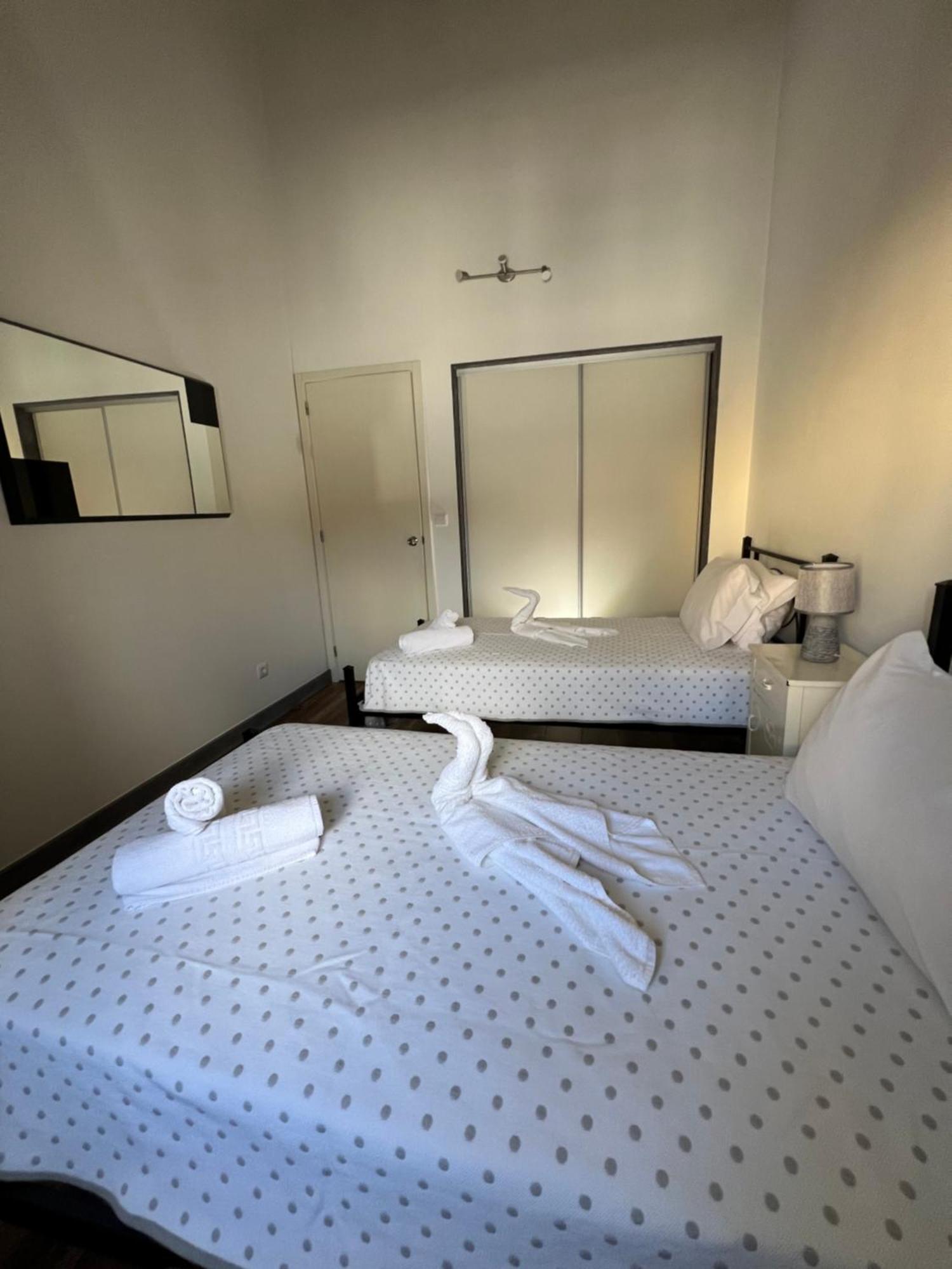 Casa A 5 Minutos A Pe Da Praia Ponta Delgada Esterno foto